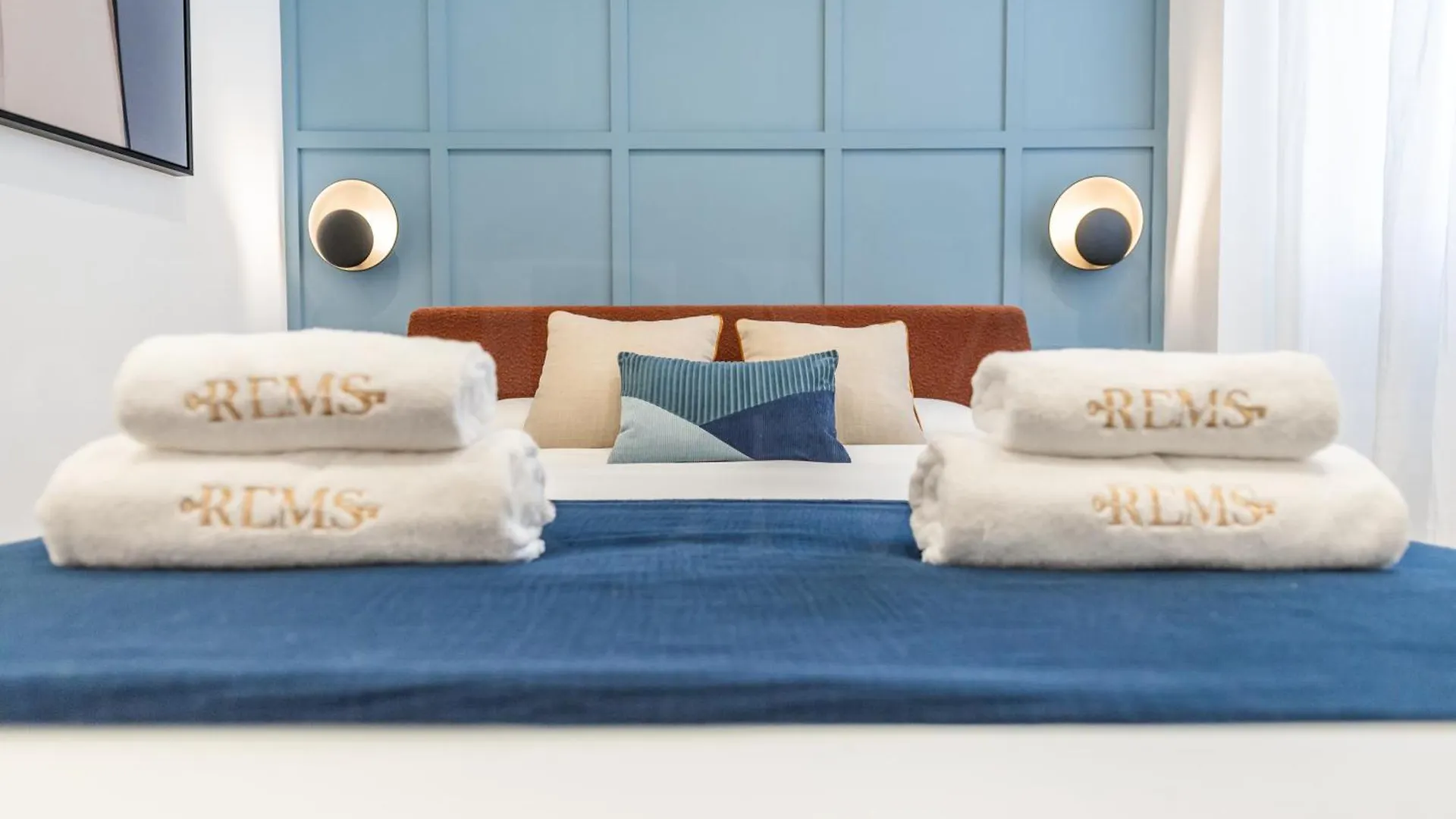 Modern & Stylish 3Br In The Heart Of Malaga By Rems Apartment