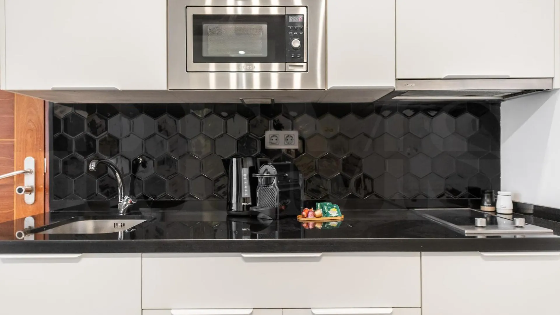 Modern & Stylish 3Br In The Heart Of Malaga By Rems Apartment